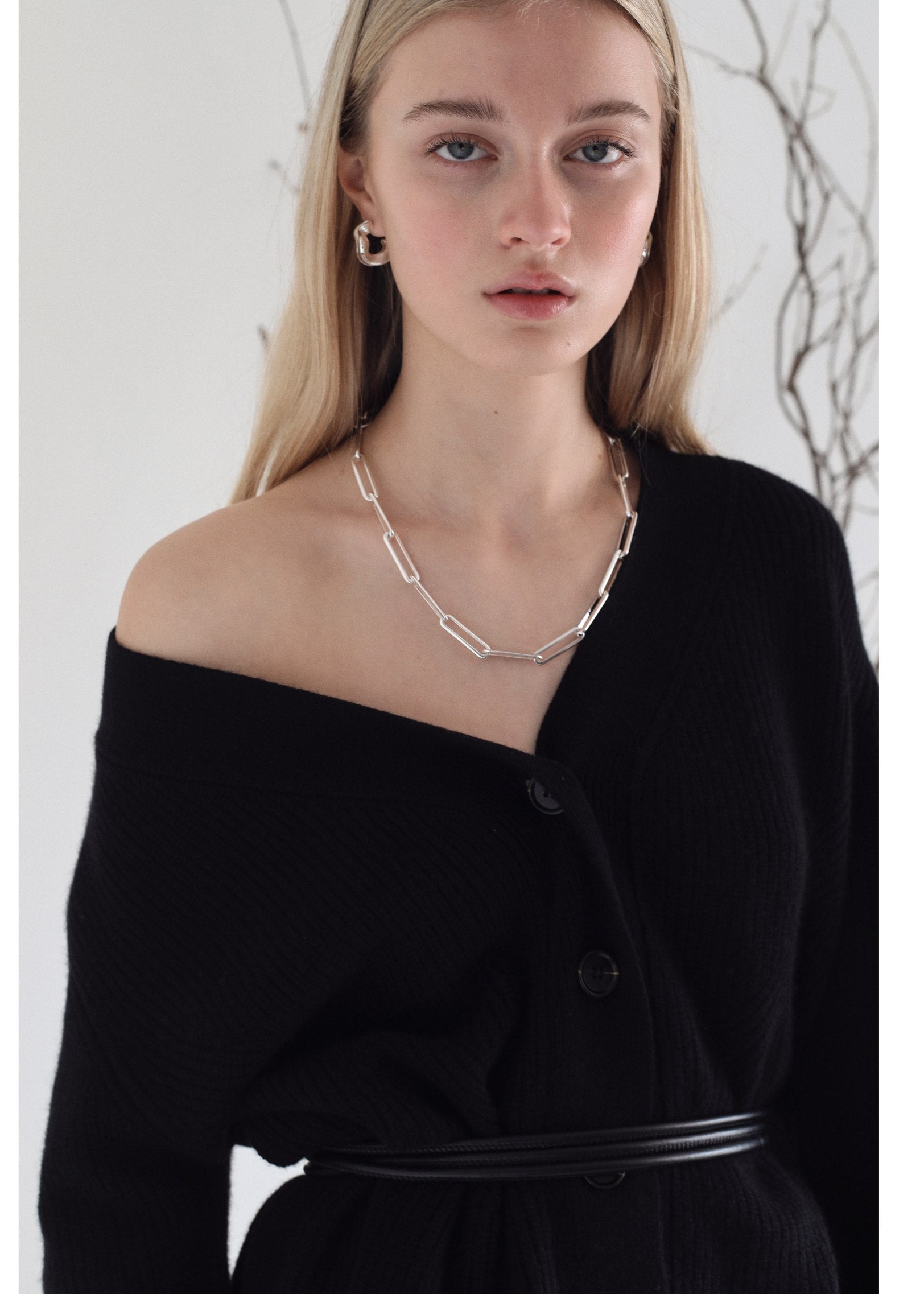 Dave Cashmere Cardigan in Black