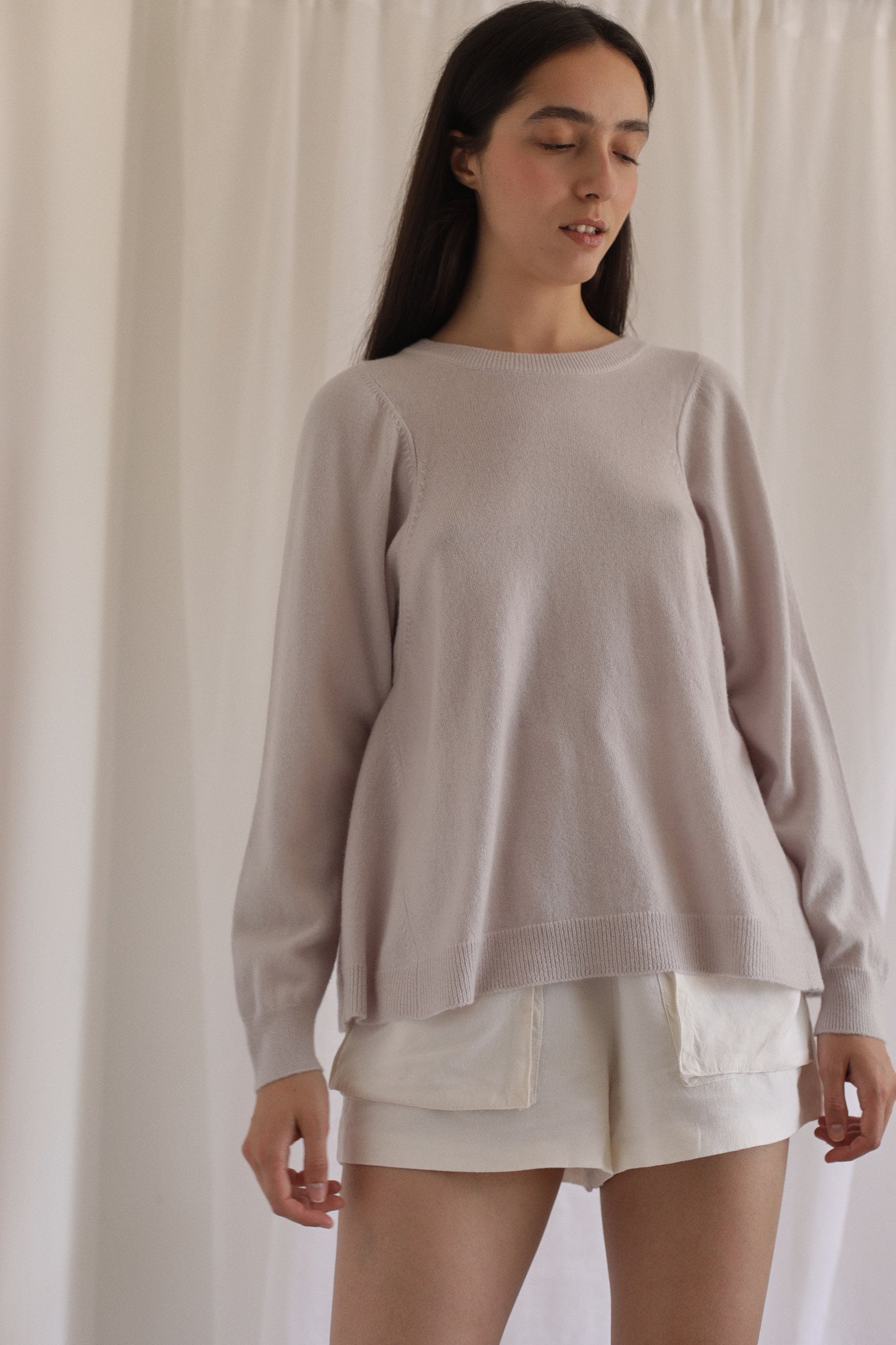 AMIRA | Cashmere sweater in Salt