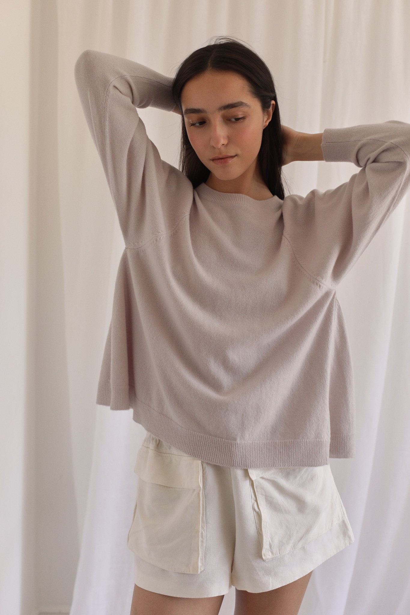 AMIRA | Cashmere sweater in Salt