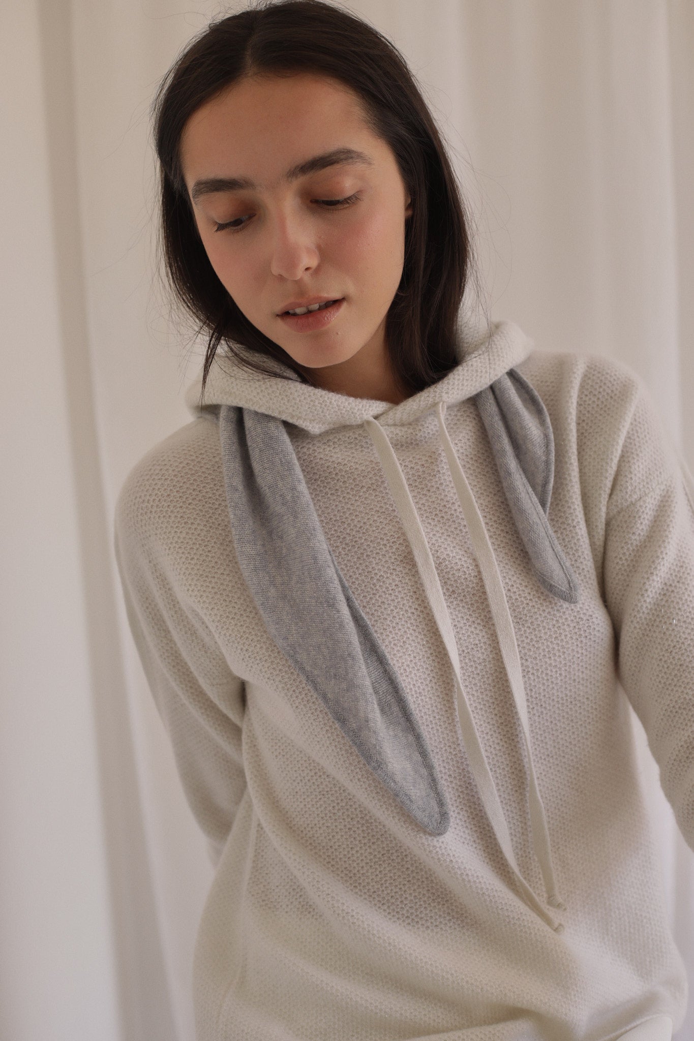 MOYNE | Cashmere Triangle Tie in Cineral