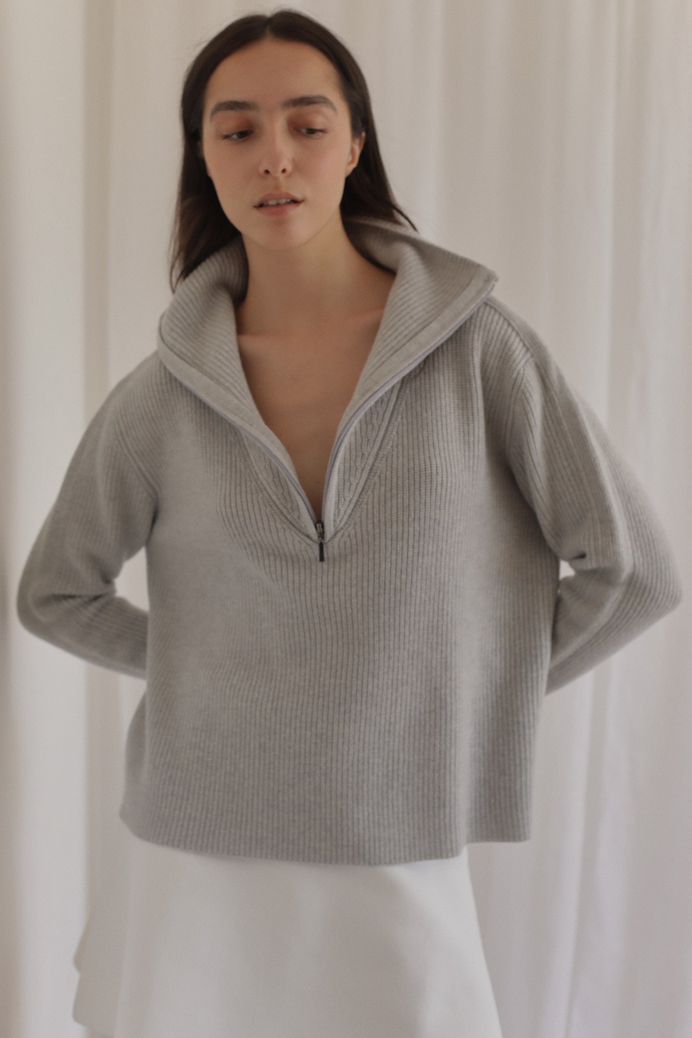 JEN | Cashmere Sweater in Hoary