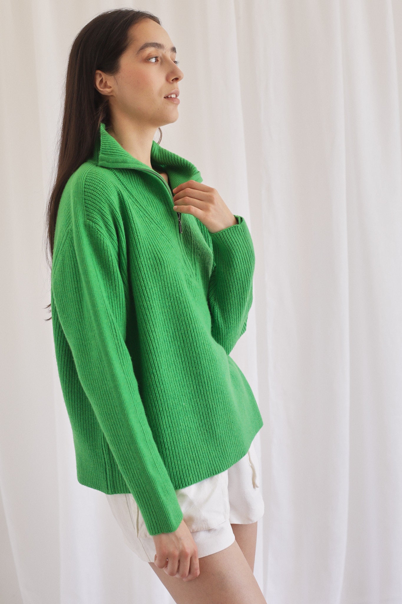JEN | Cashmere / Wool Sweater in Viridescent