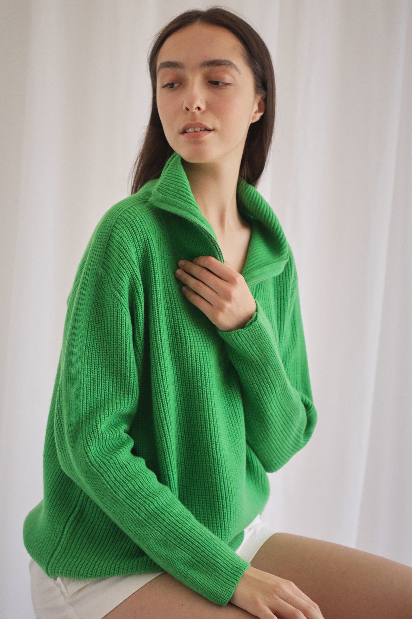 JEN | Cashmere / Wool Sweater in Viridescent