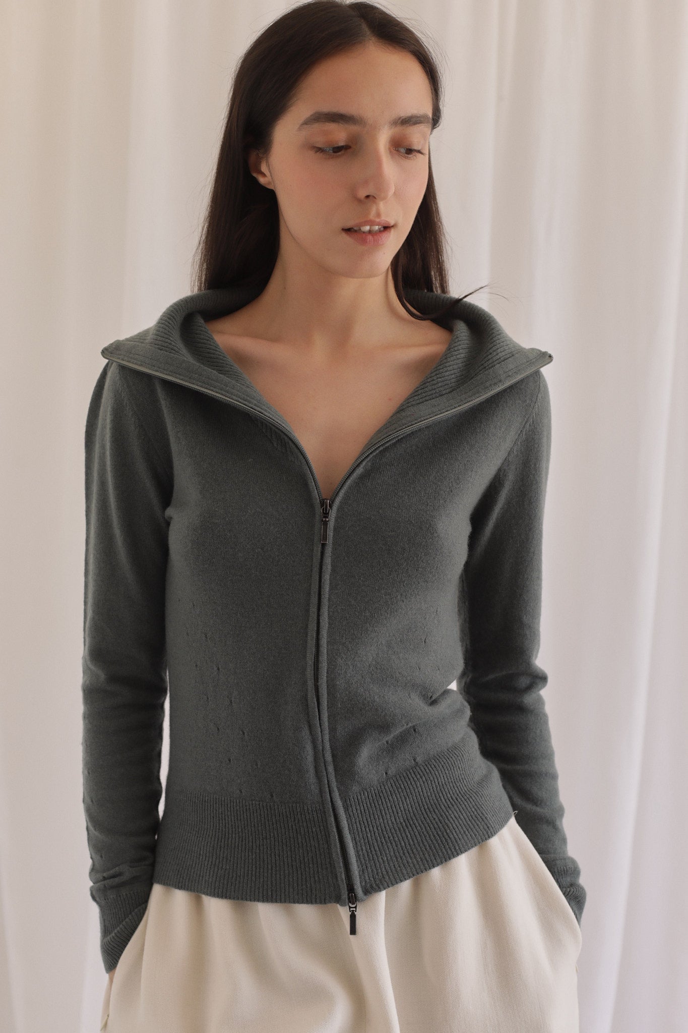 FIRA | Cashmere Zip Cardigan in Highland