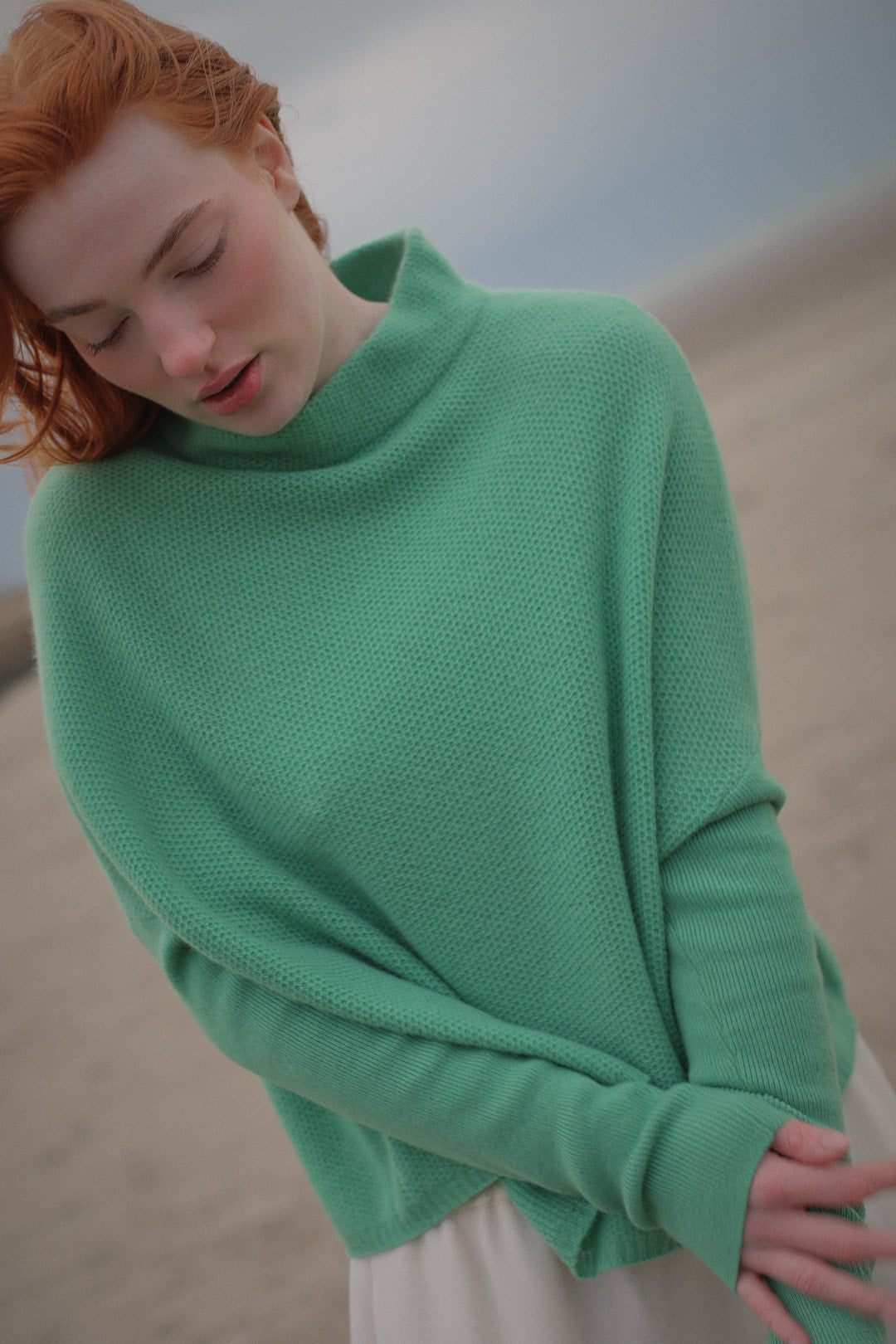 HONEY | Cashmere Sweater in Chai
