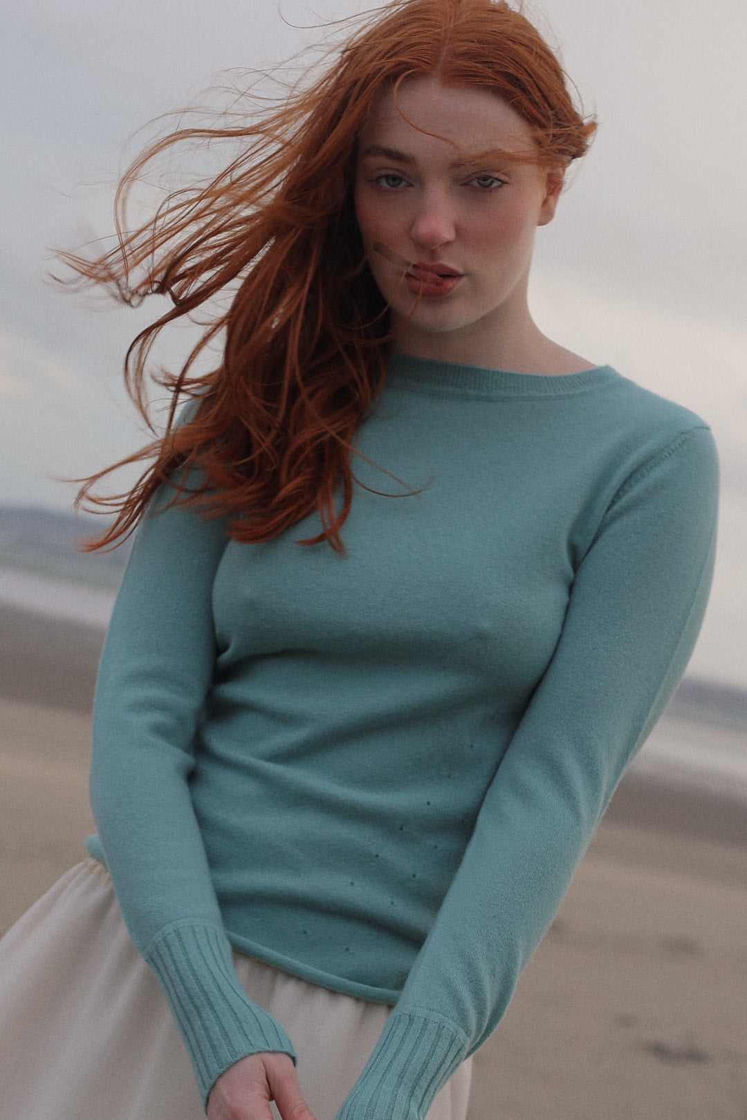 JANIE | Cashmere Sweater in Shearwater