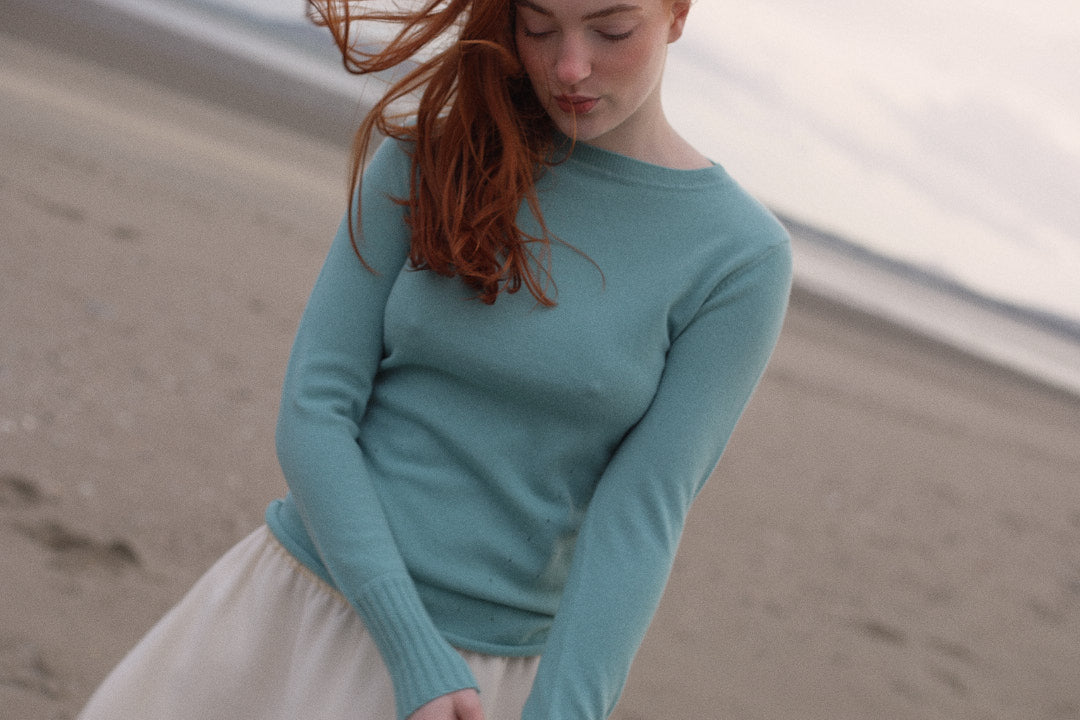 JANIE | Cashmere Sweater in Shearwater